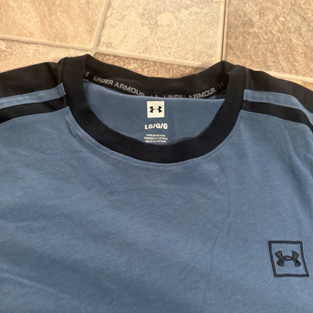 Under Armour Mens Blue Black Stripe Performance Crew Neck T-Shirt Size Large LG